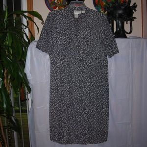 Ladies,dress,sz.L, Karin Stevens, button front